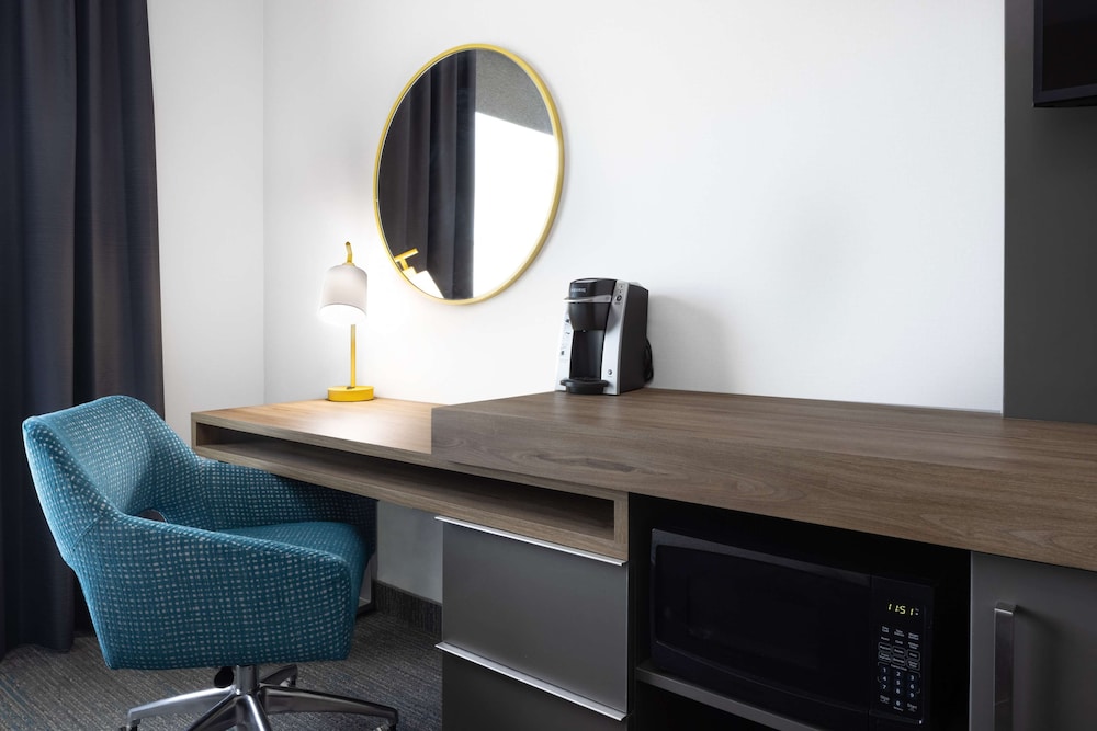 Hampton Inn Verona at Turning Stone - photo 2