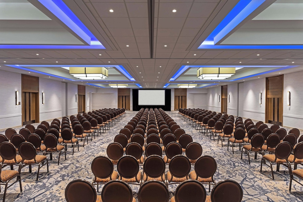 Sheraton Charlotte Airport Hotel - photo 34