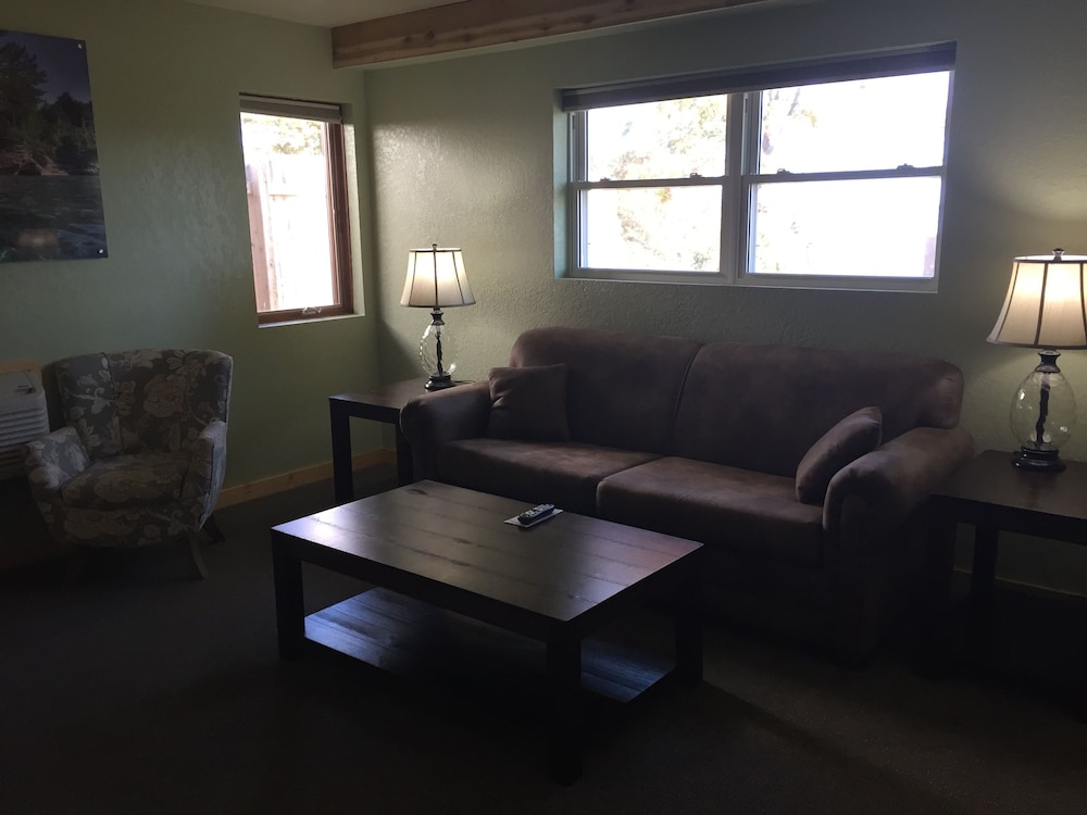 Roam Inn - photo 33