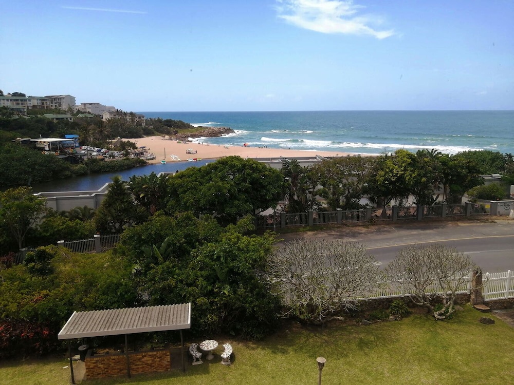 Claridges 303 — 4-Star Luxury Hotel in Margate, South Africa