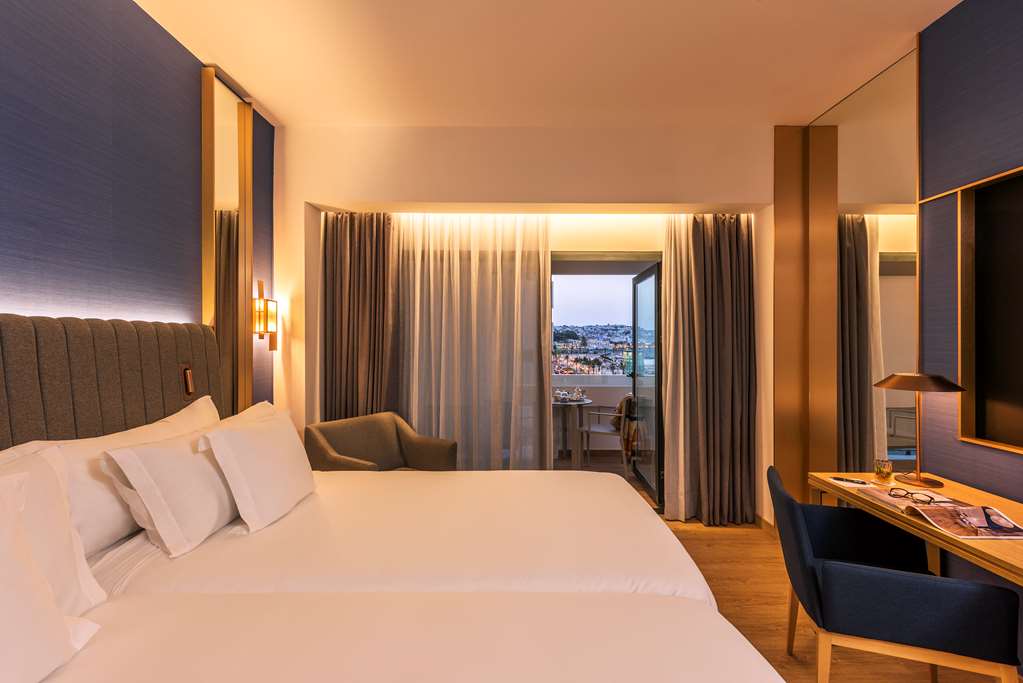 Les Almohades Tanger City Center