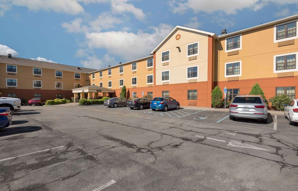 Extended Stay America Suites Buffalo Amherst - photo 28