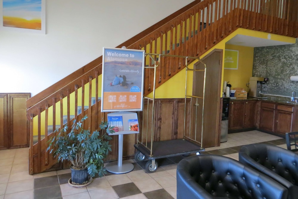 Days Inn by Wyndham Alamosa - photo 46