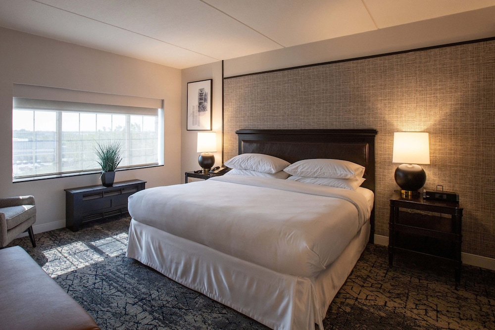 Sheraton Chicago Northbrook Hotel - photo 11