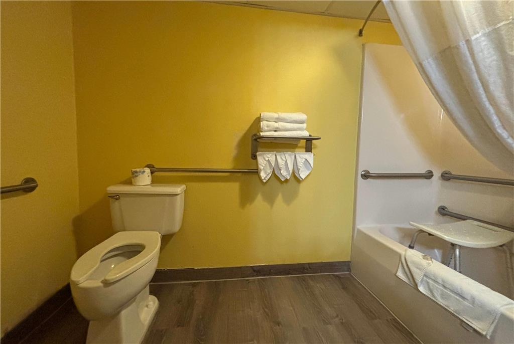 Super 8 by Wyndham Jacksonville - photo 18