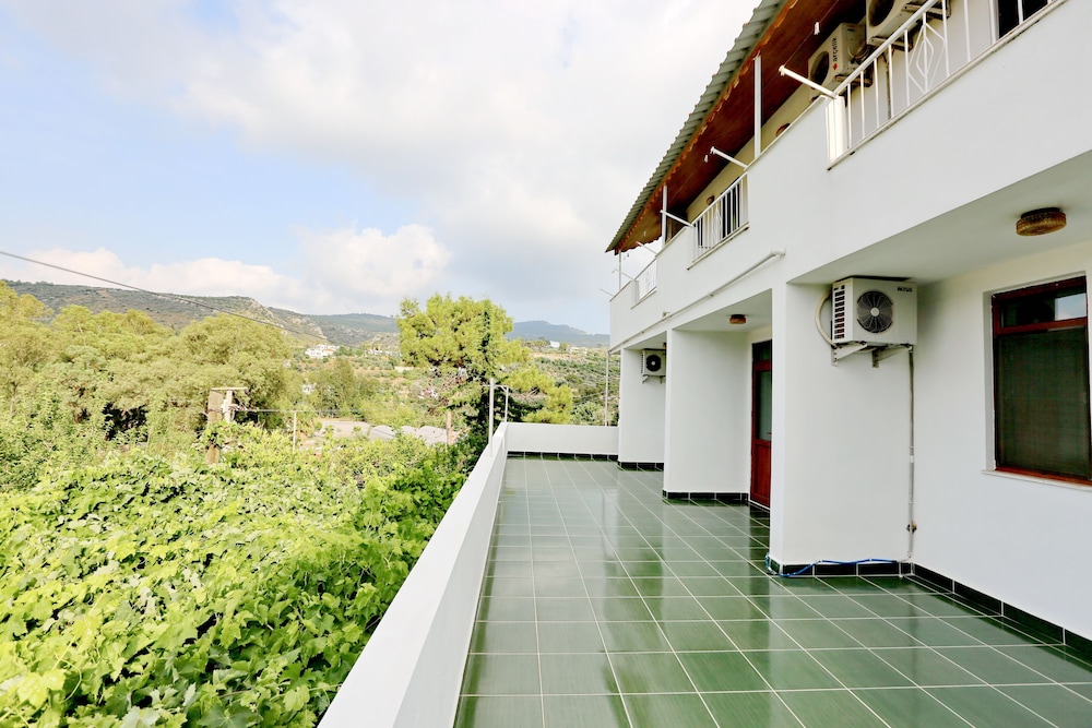 Sulo Pansiyon - carbon neutral hotel in Kas