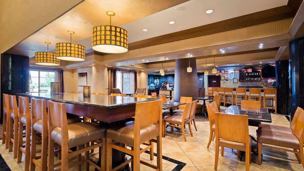 Best Western Plus KC Speedway Inn & Suites - photo 8