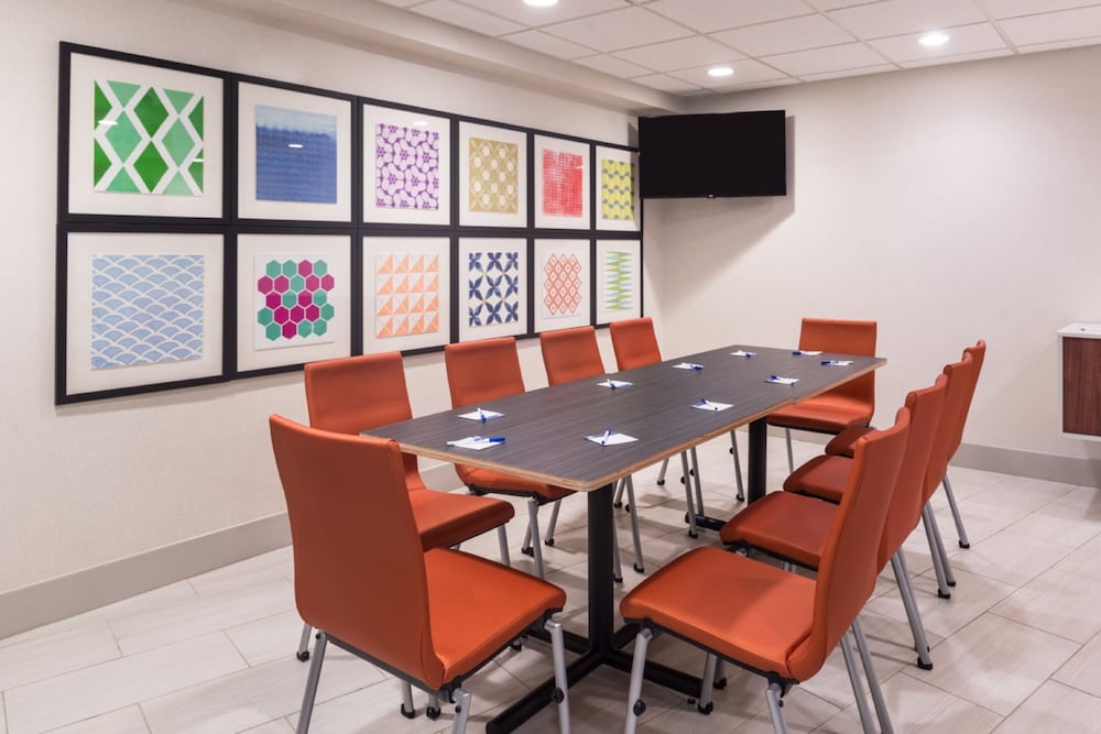 Holiday Inn Express Walnut Creek by IHG - photo 40