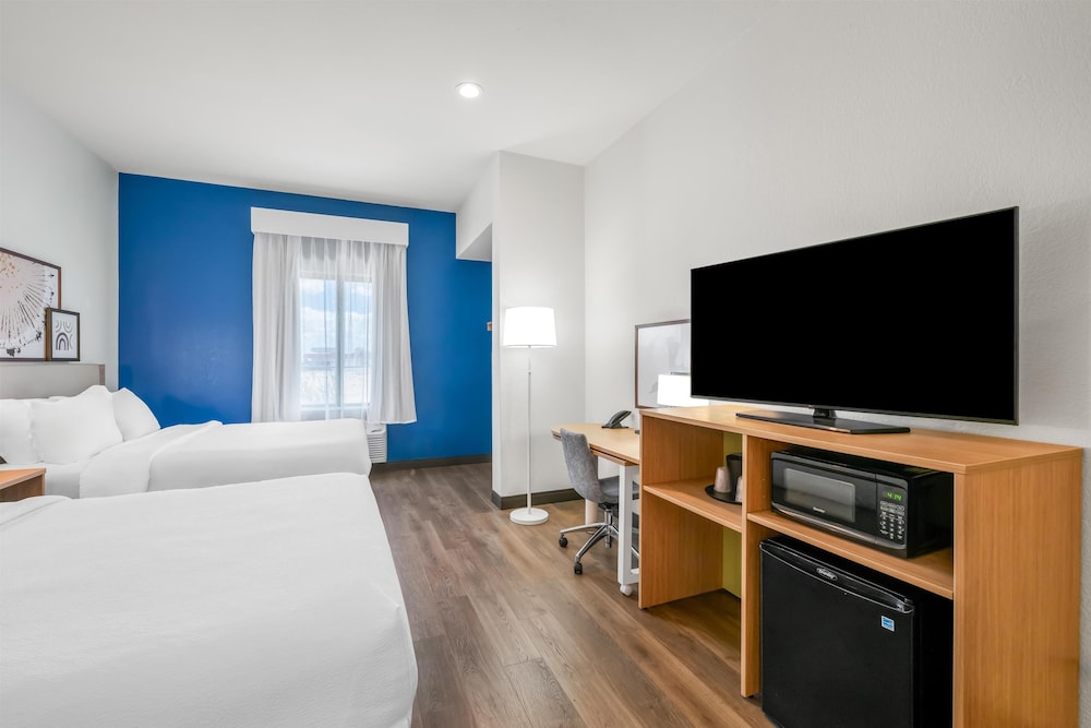 Spark by Hilton Fort Stockton - photo 32