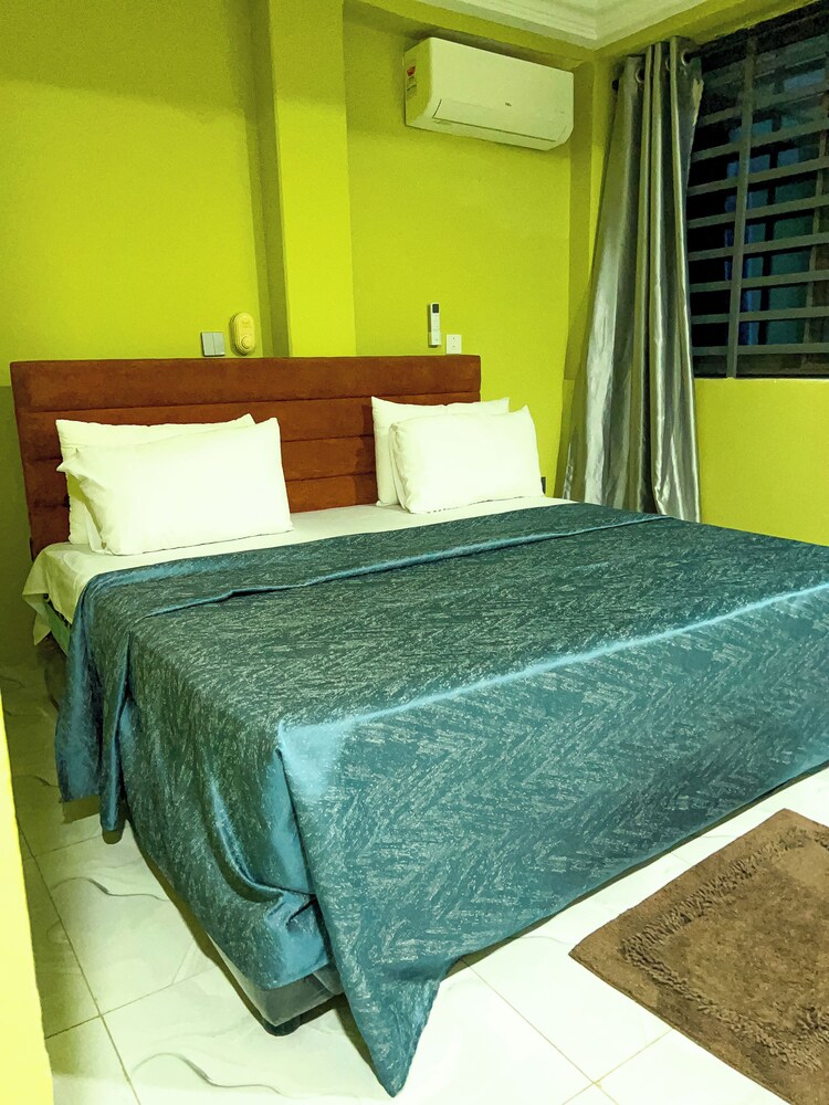 Executive Key Hotel — Unknown City — photo 3