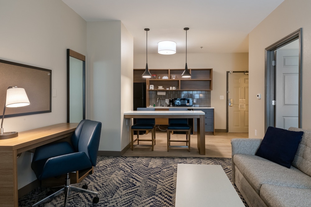 Candlewood Suites Enterprise by IHG - photo 6