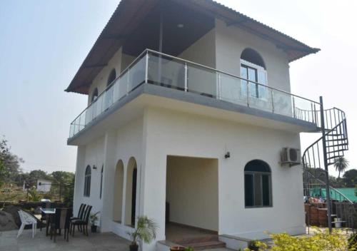 Casa Mandva 3 BHK Villa by Cloudnine — 4-Star Luxury Hotel in Alibag, India