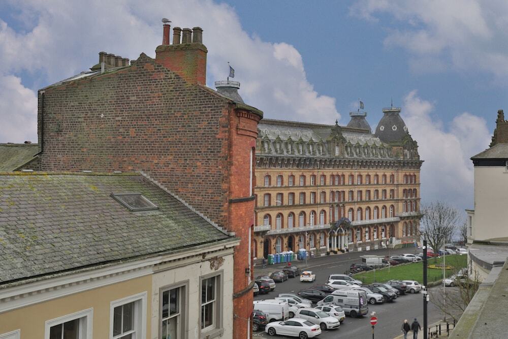 2 Bed Flat Sleeps 4 Wifi