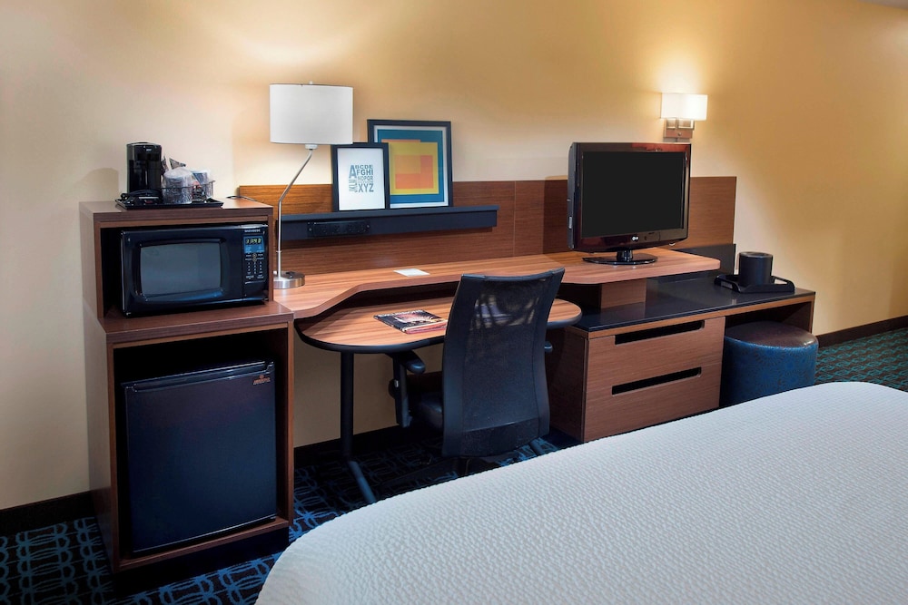 Fairfield Inn by Marriott Huntsville - photo 10