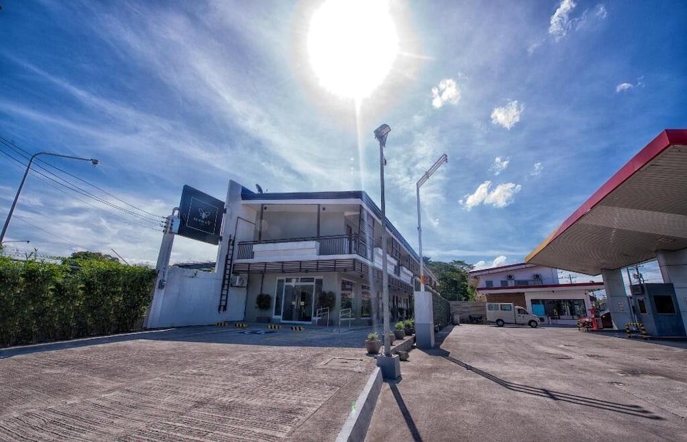 Bumble V Hotel in Olongapo, Philippines