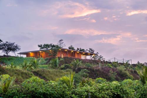 SaffronStays Serenity in Igatpuri, India