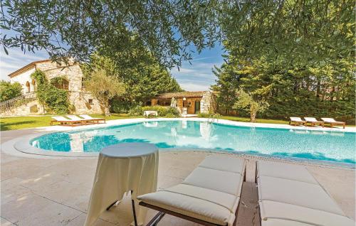 Gorgeous Home In Bale With Wifi — 4-Star Luxury Hotel in Bale, Croatia