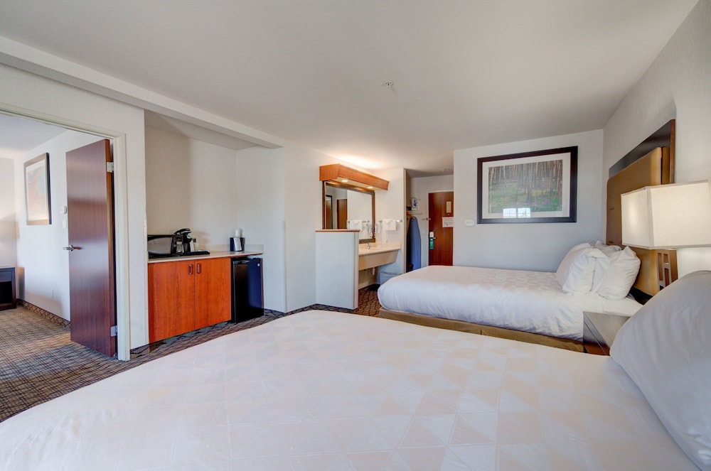 Holiday Inn West Yellowstone by IHG. - photo 56