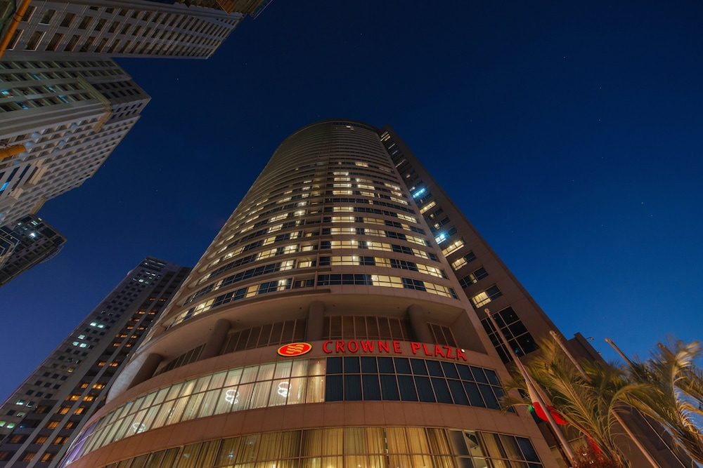 Crowne Plaza Manila Galleria