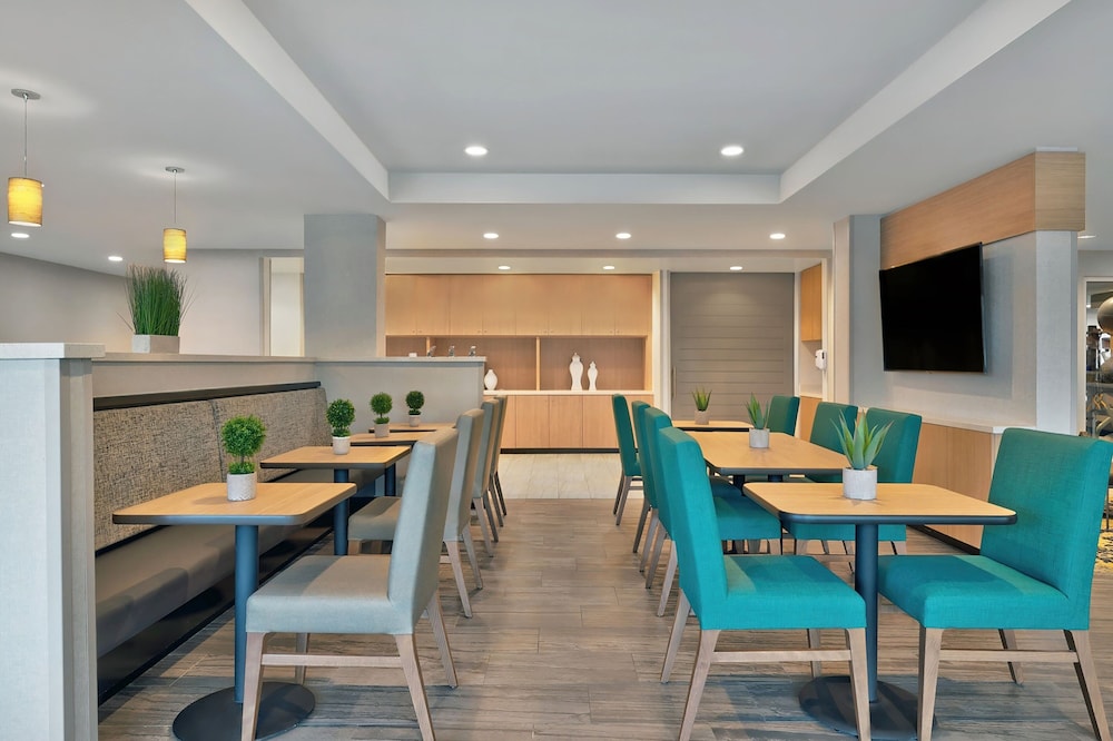 TownePlace Suites by Marriott Sacramento Elk Grove - photo 20