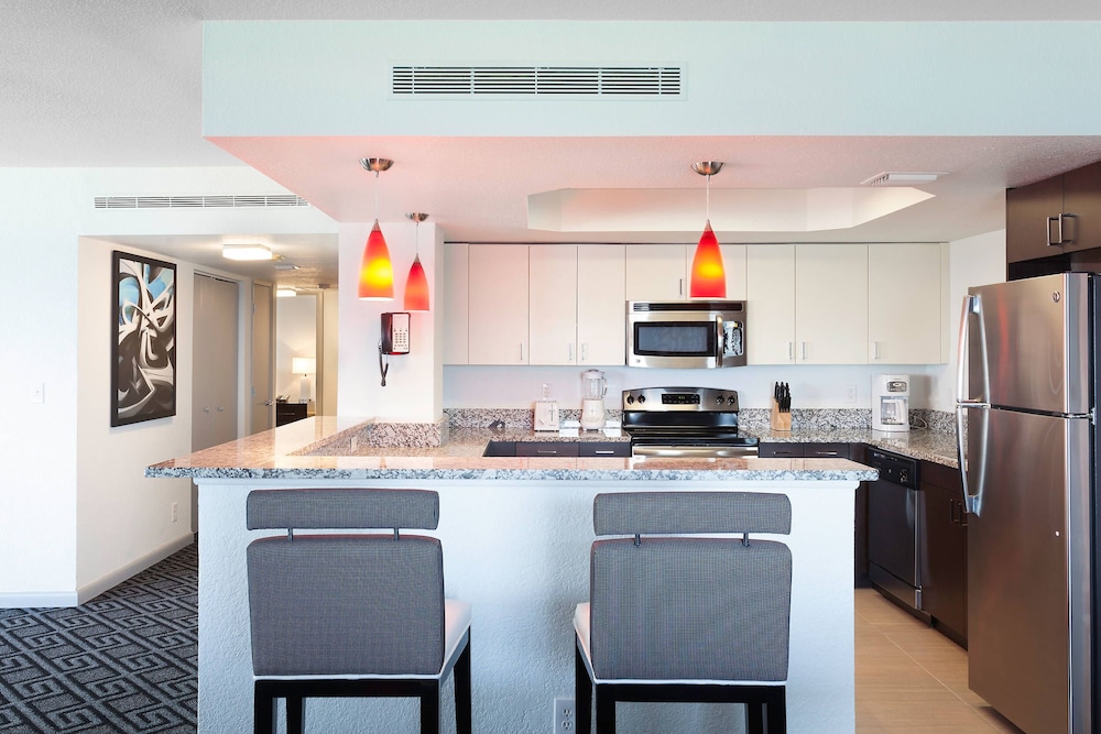 Bluegreen Vacations Solara Surfside Ascend Resort Collection - photo 6