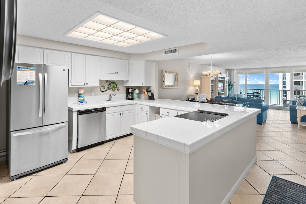 Shoreline Towers 1085 - photo 28