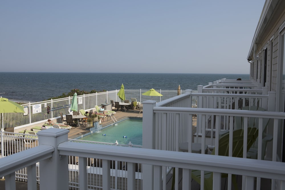 The Corsair & Cross Rip Oceanfront Resort - photo 47