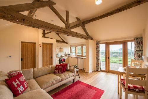 Paddock Cottage — 4-Star Luxury Hotel in Newport, United Kingdom