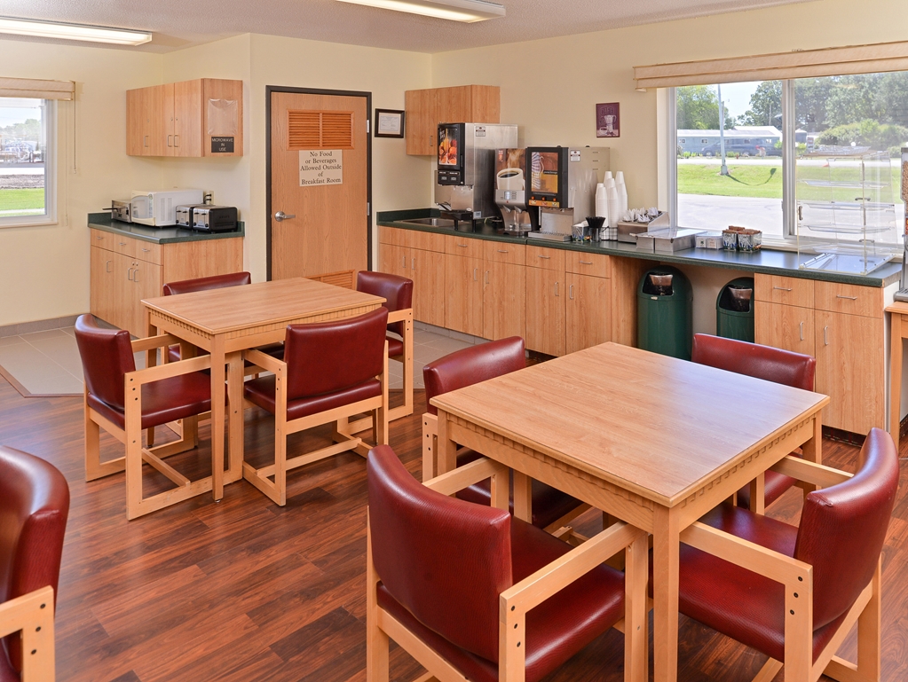 Americas Best Value Inn & Suites Spring Valley - photo 26