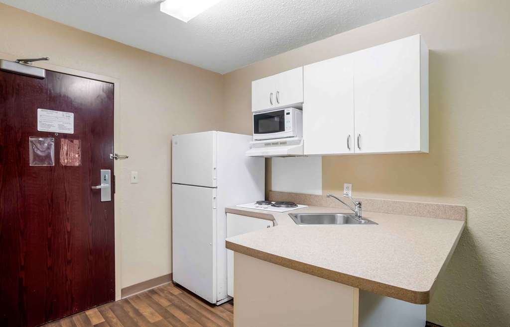 Extended Stay America Suites Pensacola University Mall - photo 17