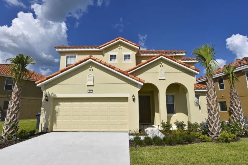 Davenport Lovely 6bd 5ba Poolhome #6av391 — 4-Star Luxury Hotel in Davenport, United States