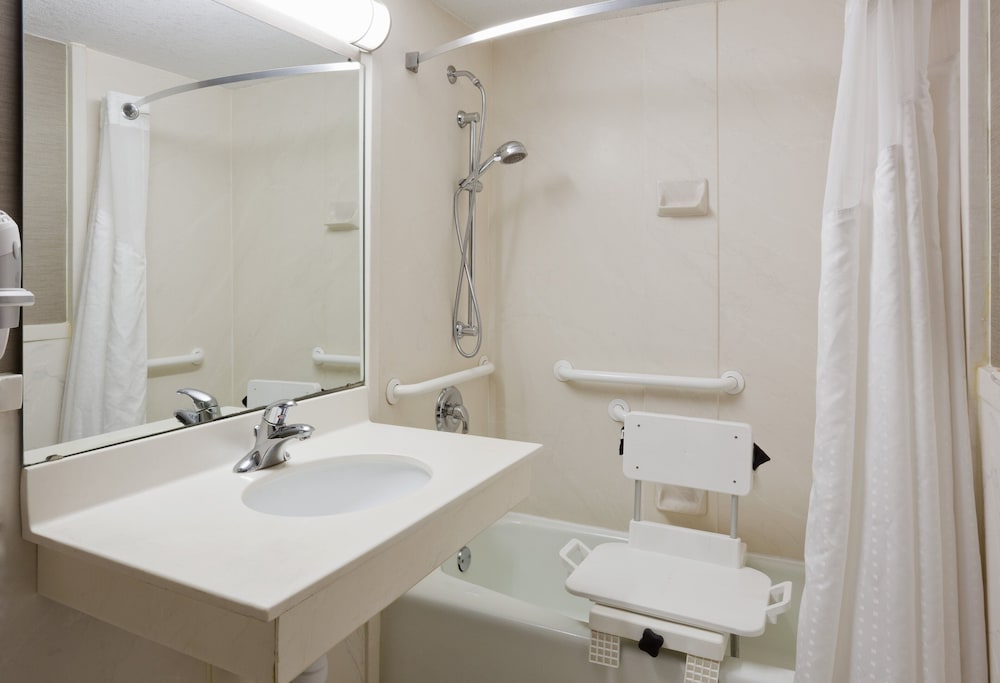 Holiday Inn Alexandria by IHG - photo 10