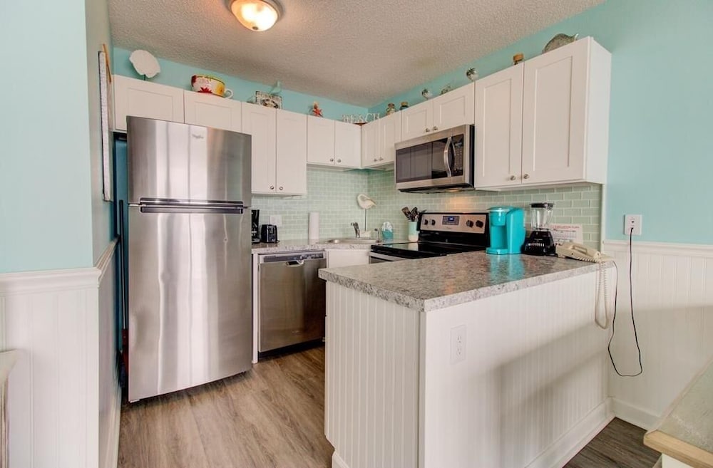 0306 Oceanfront Oasis by Atlantic Towers - photo 9