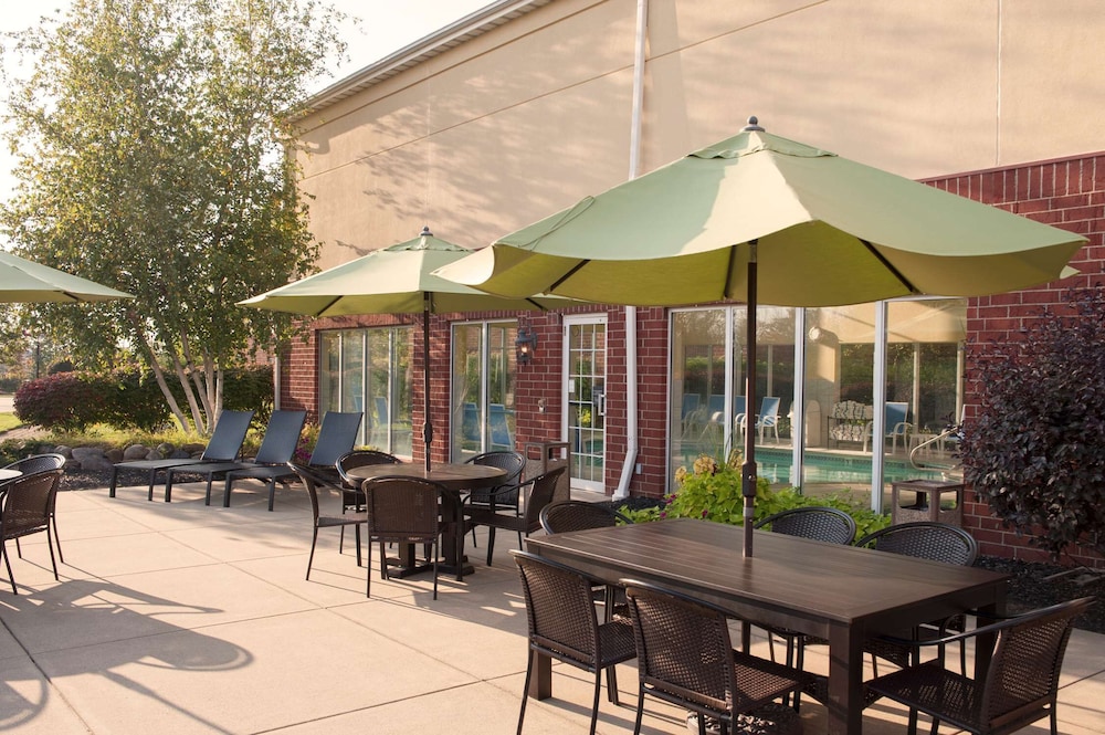 Hampton Inn & Suites Cleveland Southeast Streetsboro - photo 16