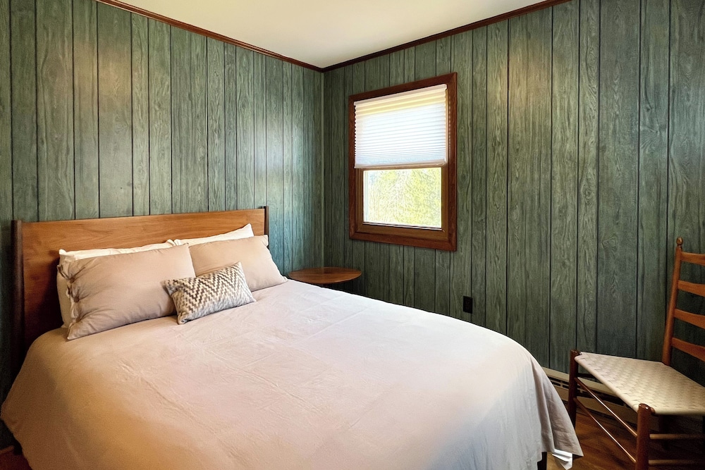 Vacation Rental Home 2 Mi to Windham Mountain - photo 17
