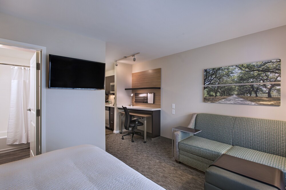 TownePlace Suites by Marriott Slidell - photo 6