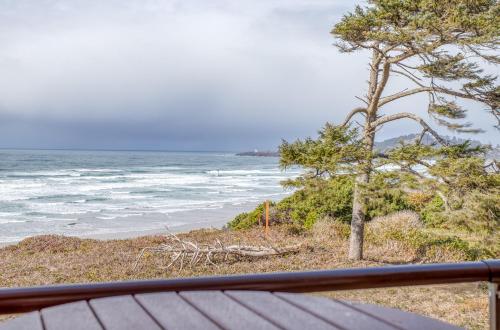 Somewhere at the Beach - photo 33