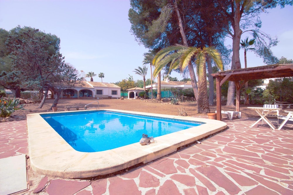Rosal in El Tosalet With 5 Bedrooms and 3 Bathrooms in Javea, Spain