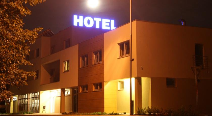 Hotel River — hotel in Nitra