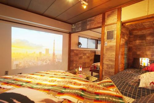 Shinjuku 3 min walk from station projector #OH7 — 4-Star Luxury Hotel in Tokyo, Japan