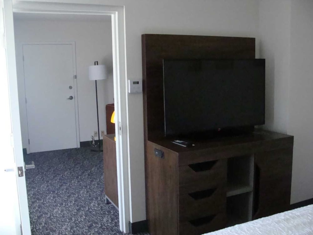 Hampton Inn by Hilton of Kuttawa Eddyville - photo 34