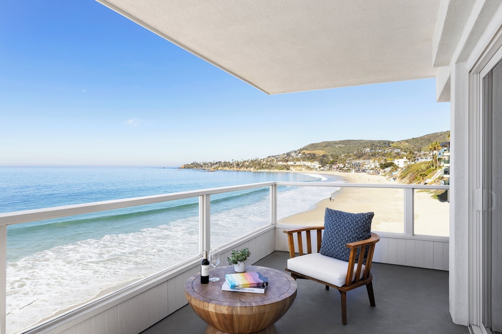 Pacific Edge Hotel - photo 36