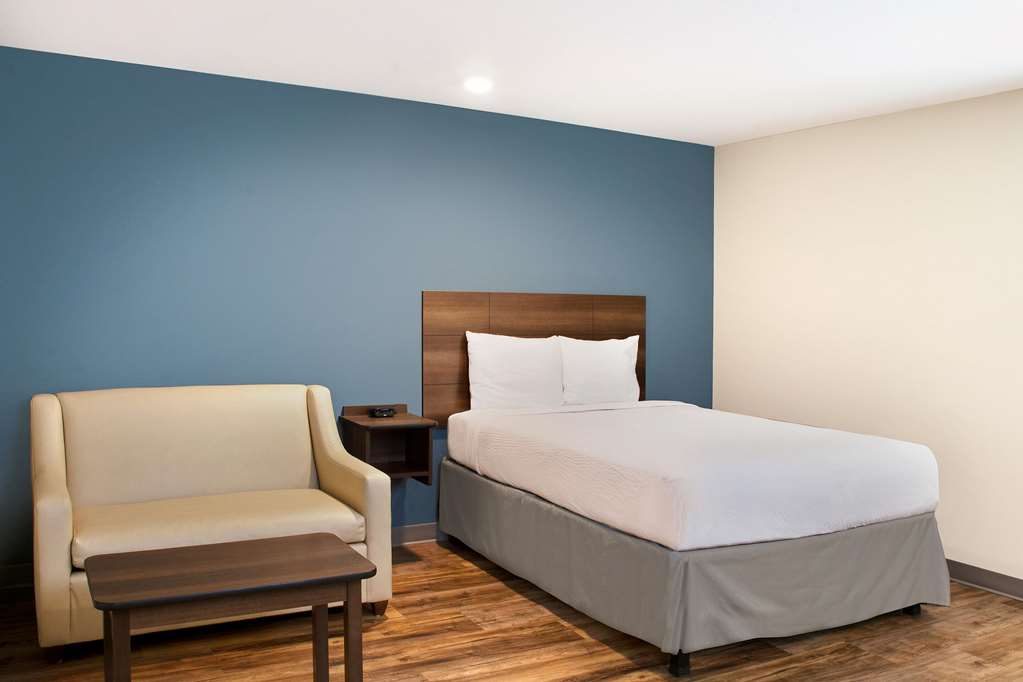 WoodSpring Suites Nashville Airport - photo 14