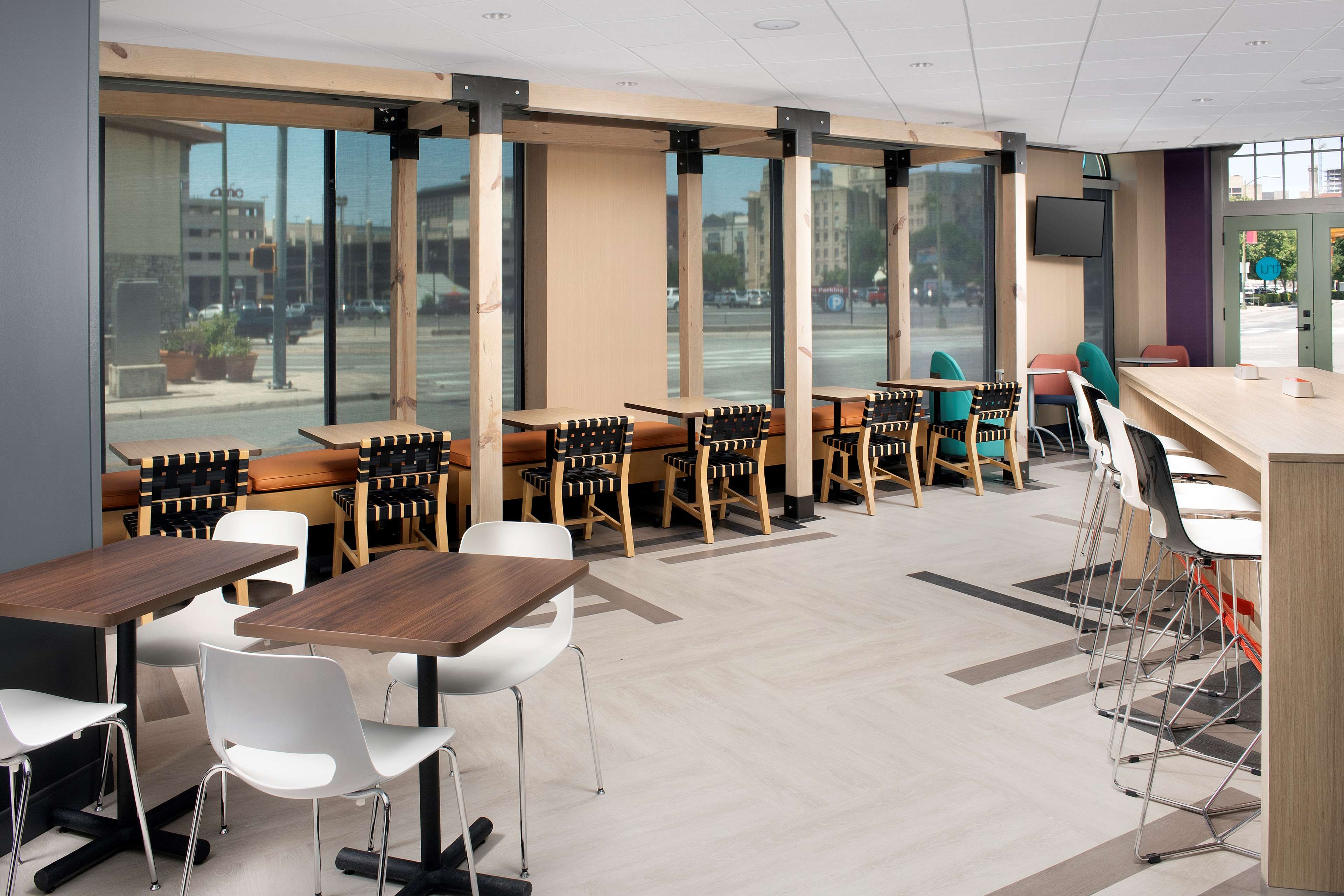 Tru By Hilton San Antonio Downtown Riverwalk - photo 4