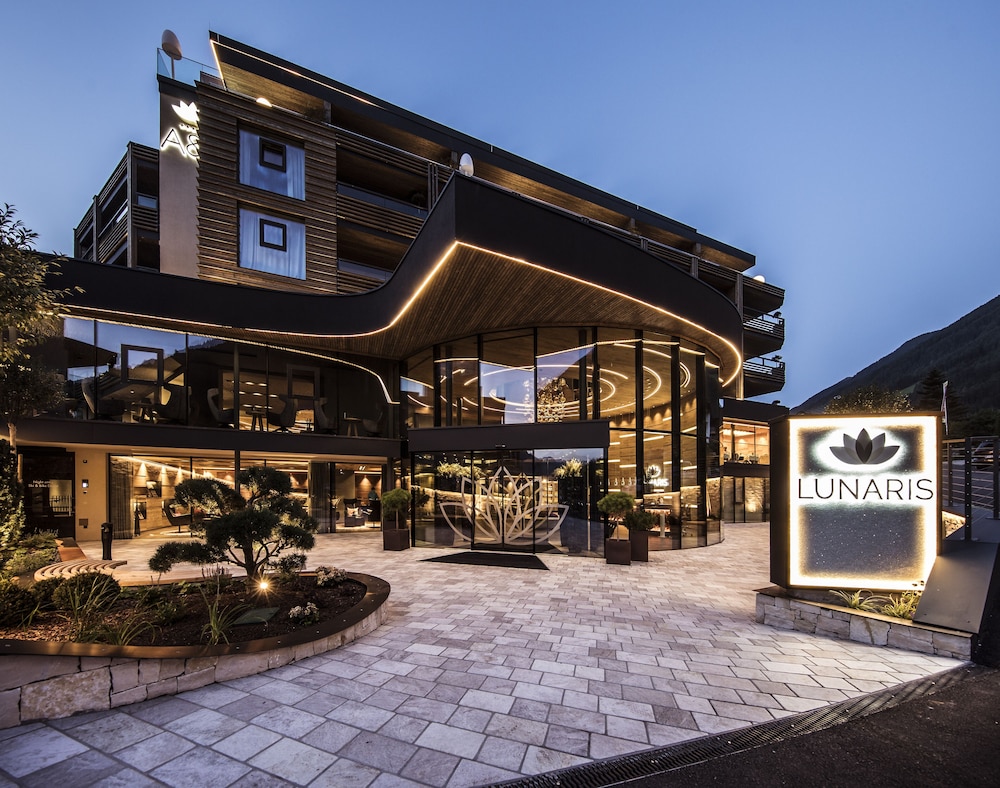 Lunaris Wellnessresort — 5-Star Luxury Hotel in Cadipietra, Italy