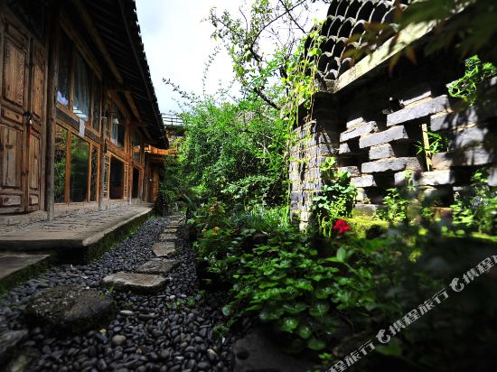 Tianjingsha Inn in Yulong, People's Republic of China