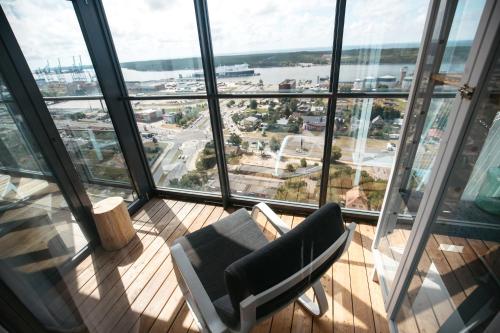Sea view apartment on 24th floor — 4-Star Luxury Hotel in Klaipeda, Lithuania