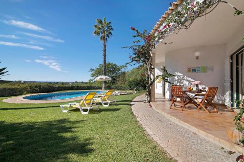 Casa do Barrocal — 4-Star Luxury Hotel in Almancil, Portugal