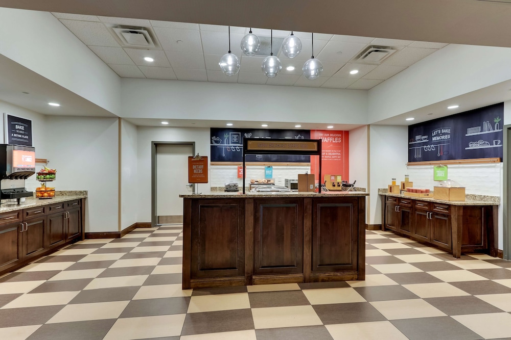 Hampton Inn & Suites Hartsville - photo 39