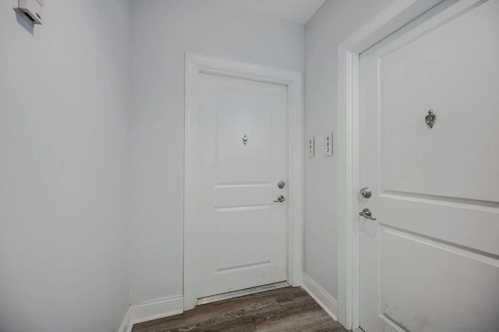 Frontdesk Penn Street Tower Apts Downtown Indy - photo 13